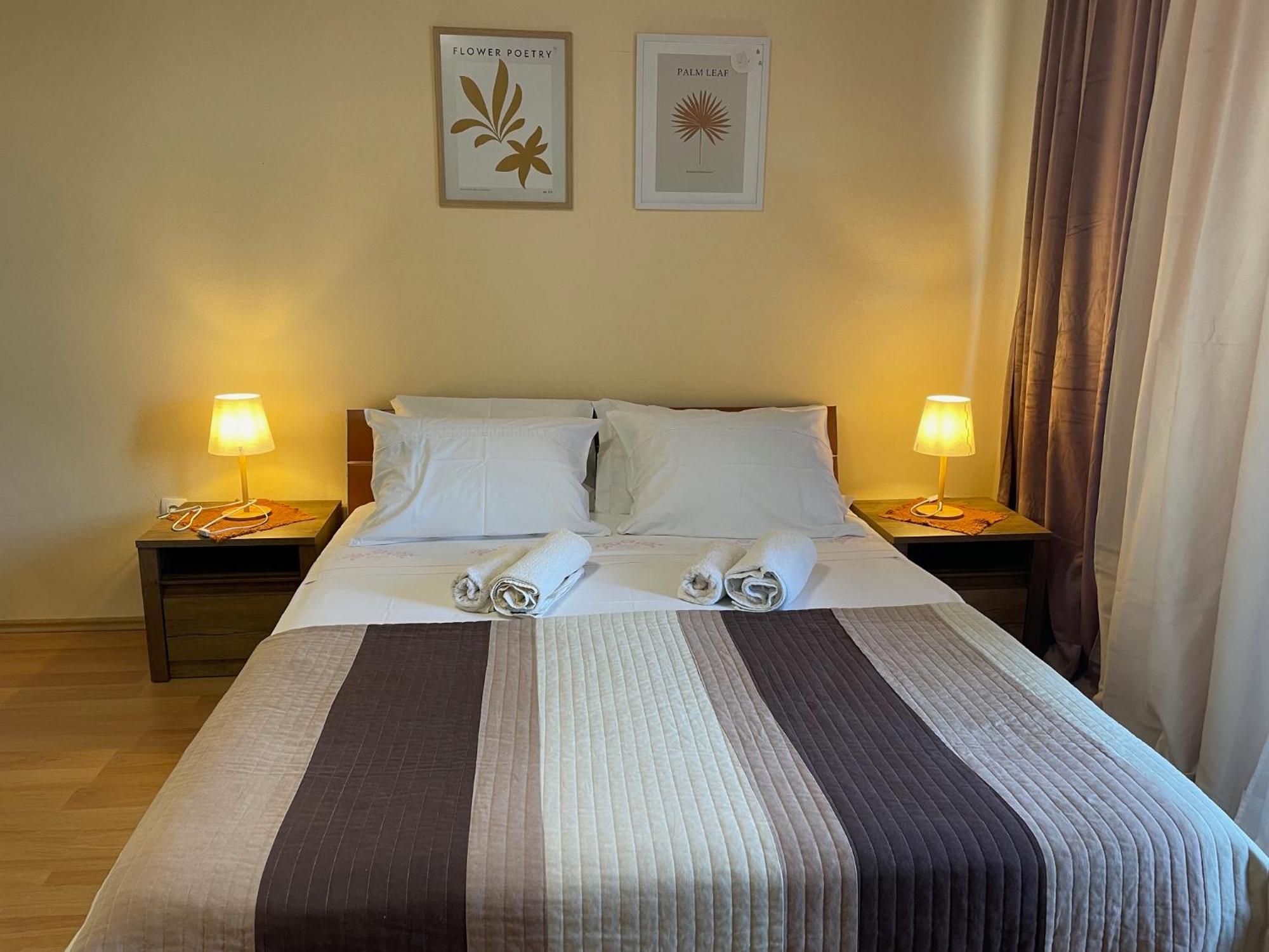 Apartments Ana By The Sea Lumbarda Luaran gambar