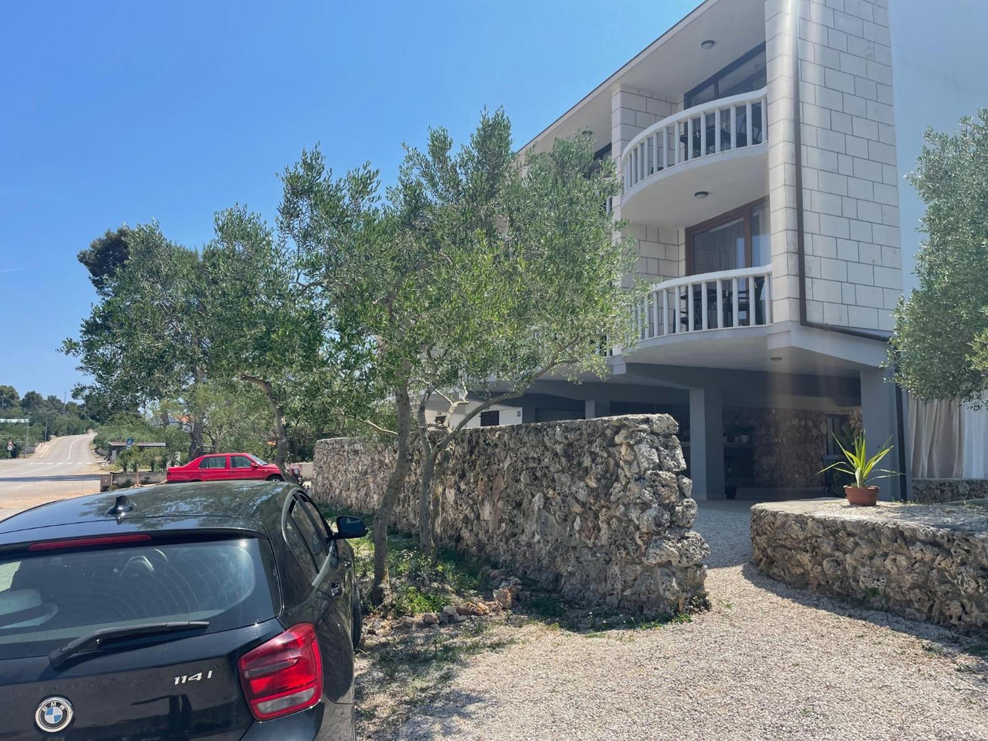 Apartments Ana By The Sea Lumbarda Luaran gambar