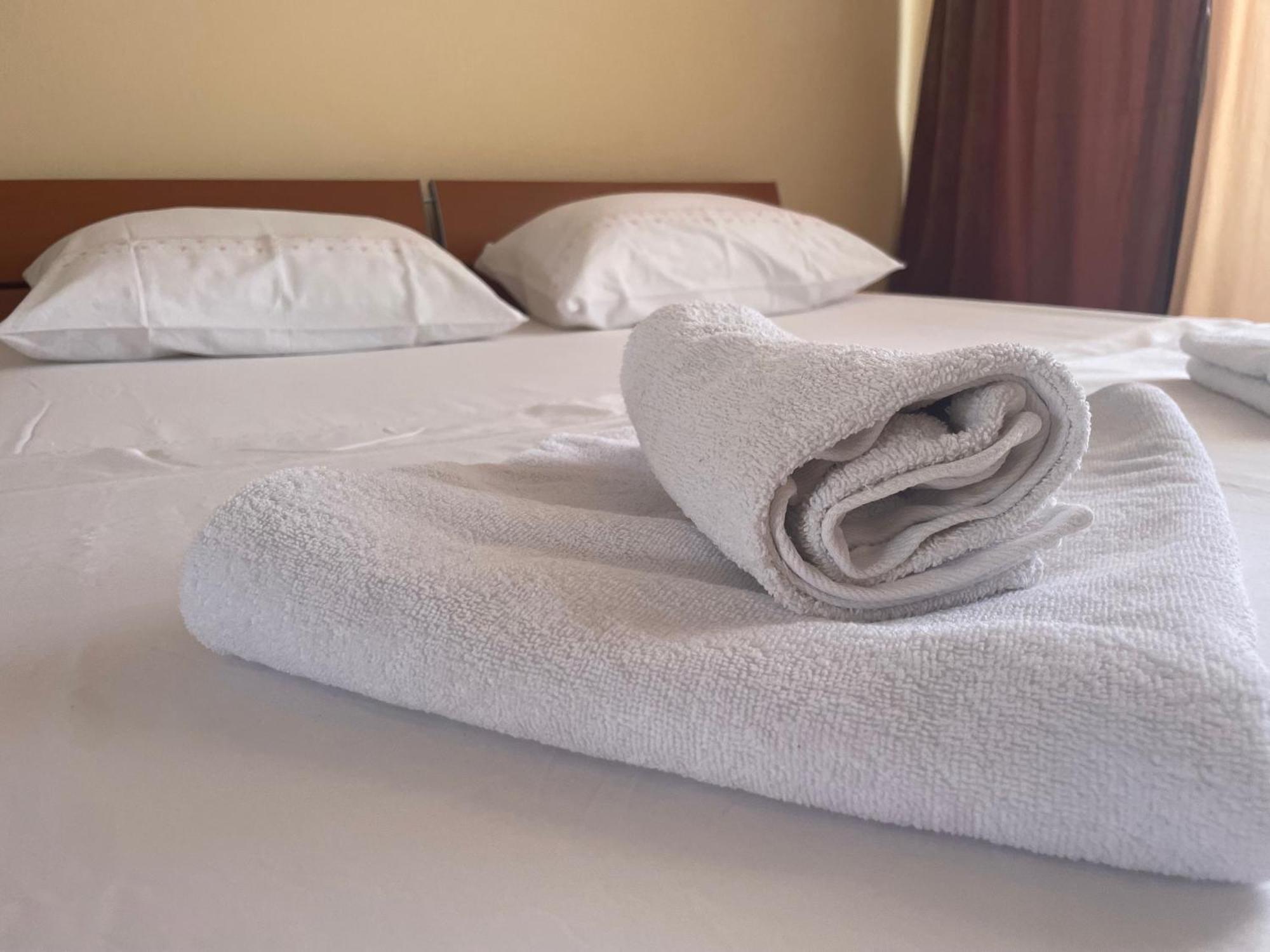 Apartments Ana By The Sea Lumbarda Luaran gambar